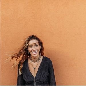 Meet your Posher, Jaccie